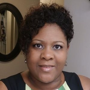 Meet your Posher, Yumika